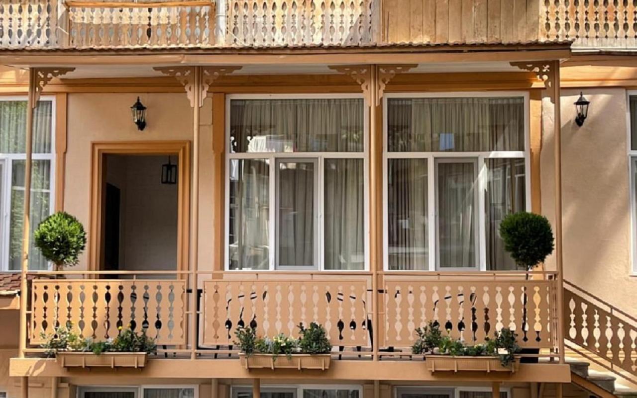 Bb Residence Sololaki Tbilisi Bagian luar foto